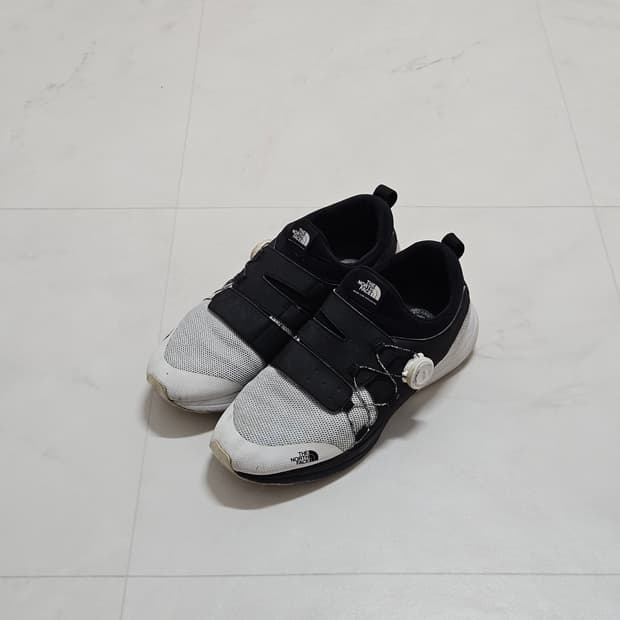 노스페이스 슬립온 트레킹화 270