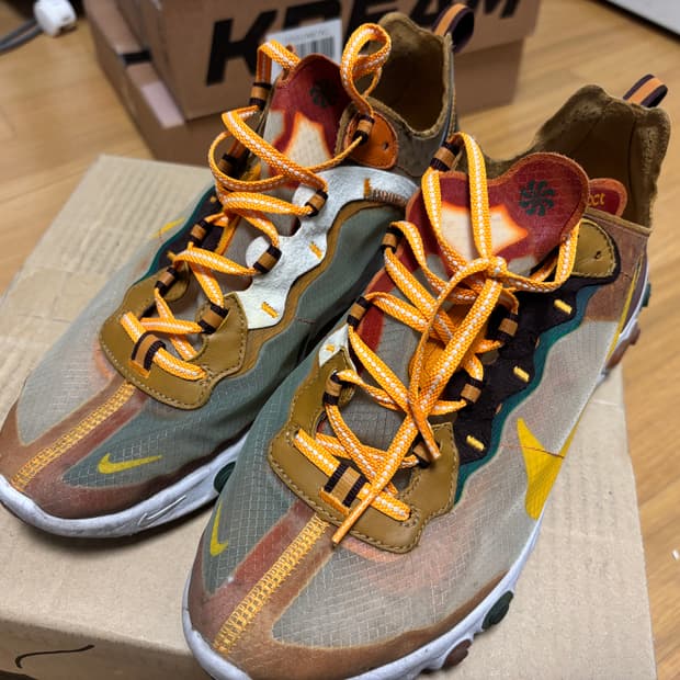 나이키 리액트 엘리먼트 270