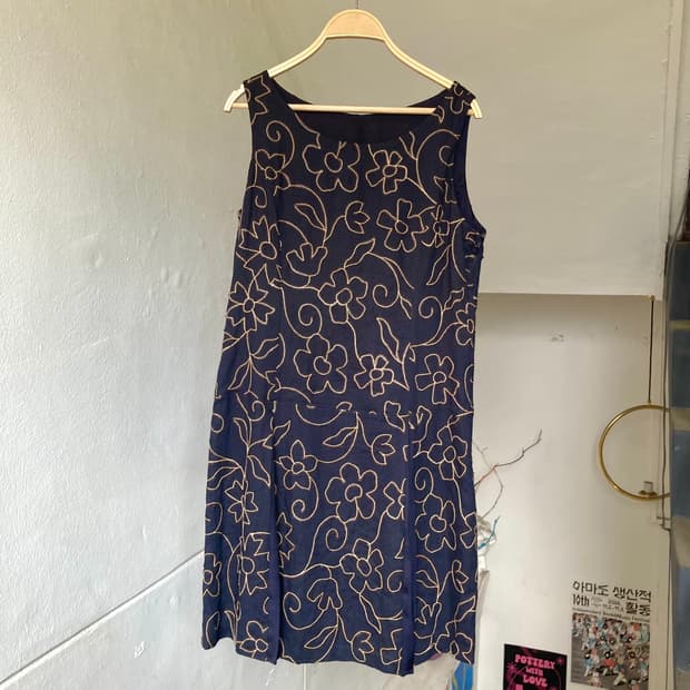 플리츠 디테일 플라워 원피스