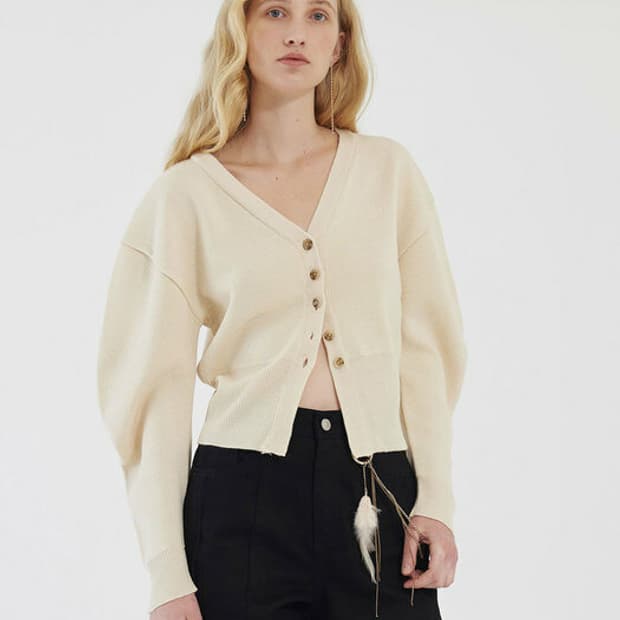 다이애그널 ROUND SILHOUETTE WOOL CARDIGAN