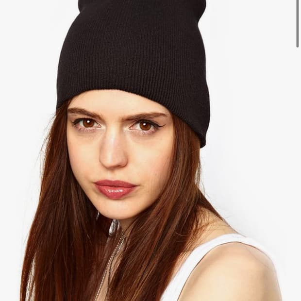 아메리칸어페럴 딥그린 컬러 비니 택달린 새상품 겨울 모자 초록