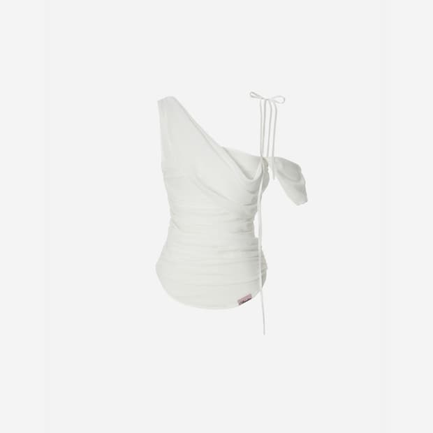 미개봉) 뉴얼린 글로우 쉬폰 셔링 슬리브리스 블라우스 화이트