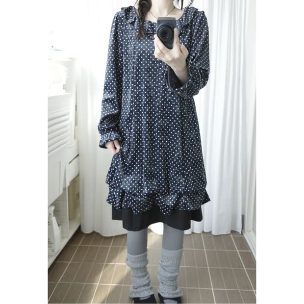 Navy dot velvet one-piece