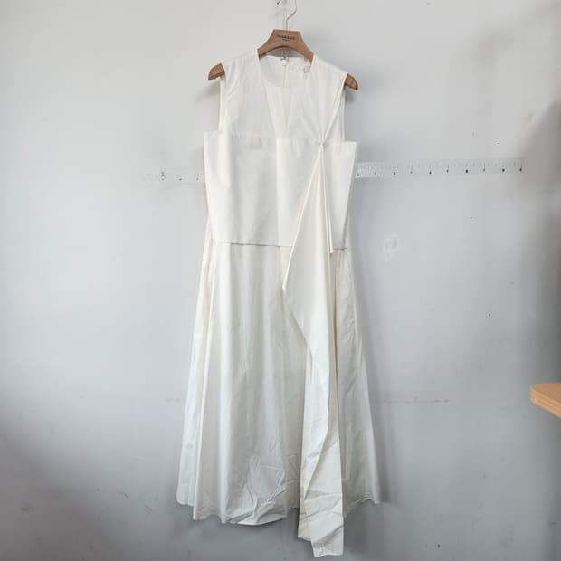 코스 화이트 롱 원피스