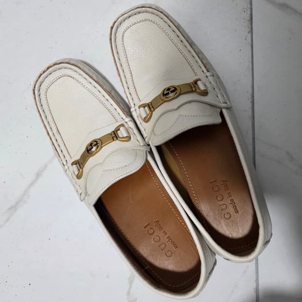 구찌 남성 인터로킹 G 홀스빗 레더 로퍼