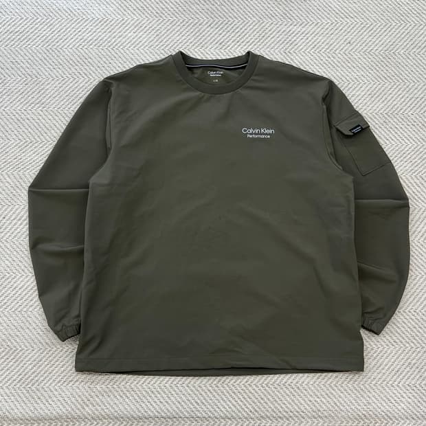 캘빈클라인 퍼포먼스 풀오버 웜업 r3269