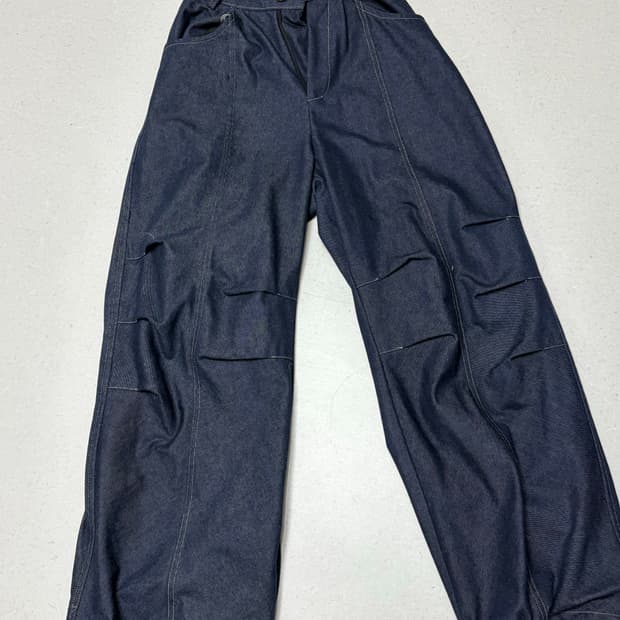 아캄 핀턱 데님 팬츠 1사이즈