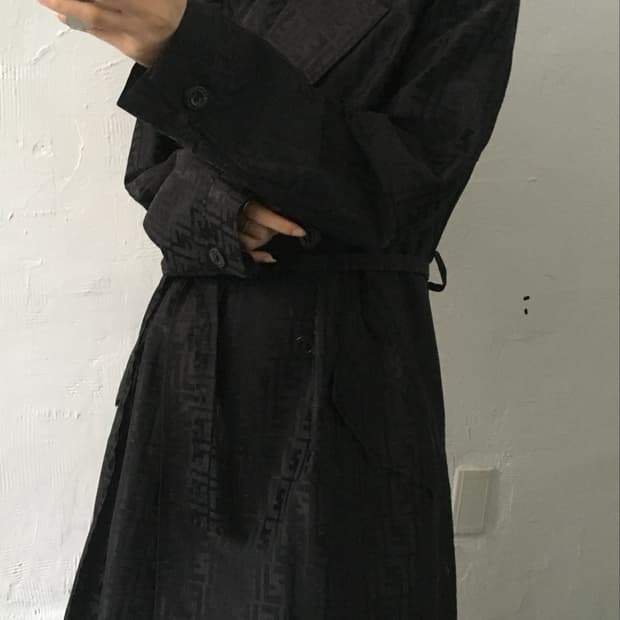 Fendi 펜디 블랙 주카 더블 트렌치 코트
