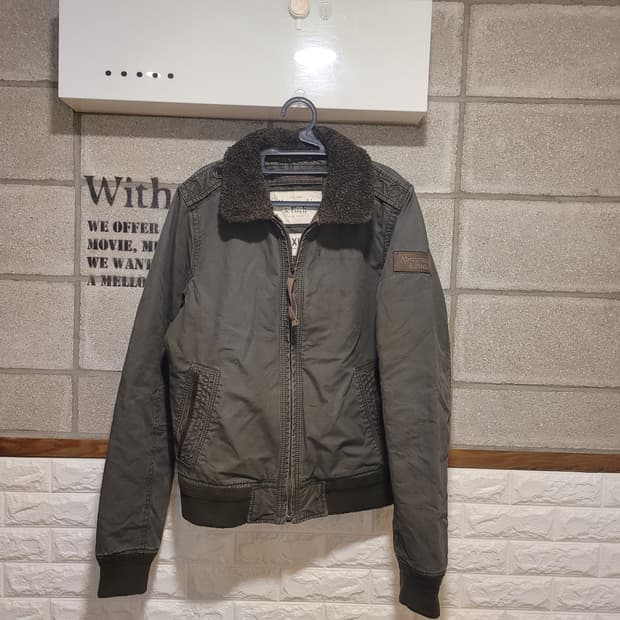 아베크롬비 앤 피치 항공점퍼 XL