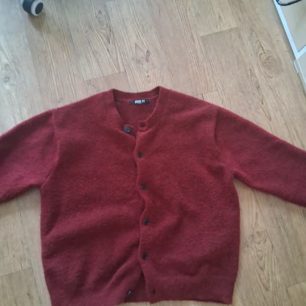 어베인 울 크롭 니트 가디건 [RED]