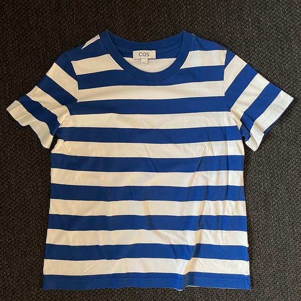 코스 스트라이프 반팔 티셔츠