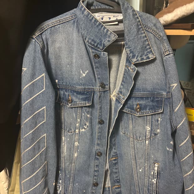 오프화이트 청자켓