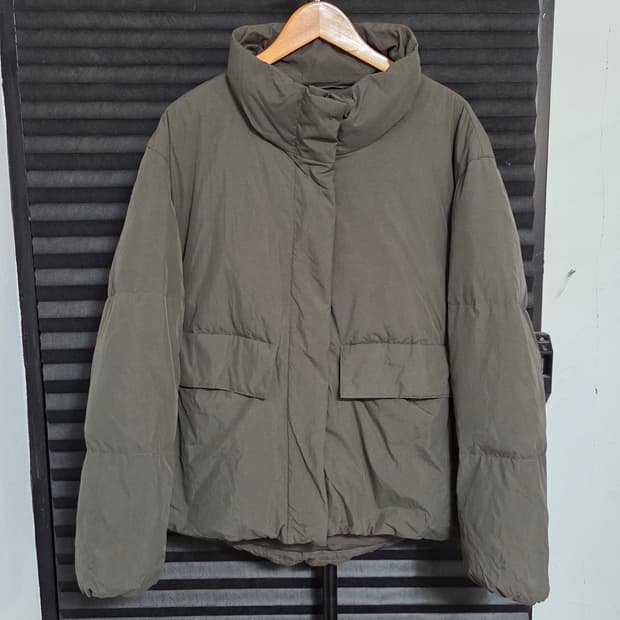 [COS] 푸퍼 덕다운 패딩 | 00042