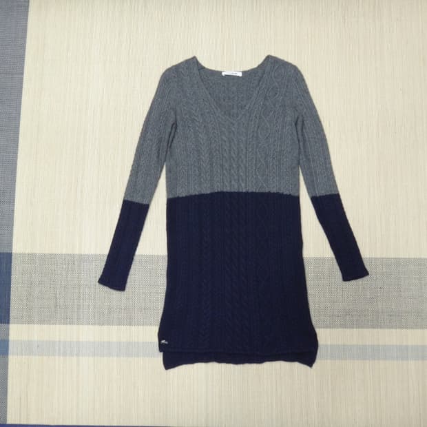(34/90size) 라코스테 브이넥 꽈배기 니트 원피스