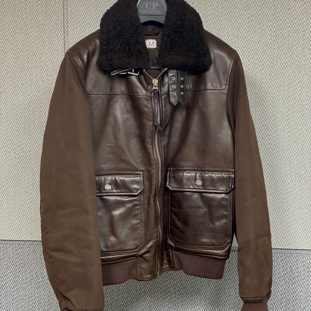  시피컴퍼니 가죽 항공 점퍼(안감 패딩) 105 사이즈