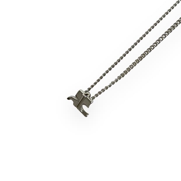 꾸레쥬(Courreges) 심볼 로고 펜던트 목걸이