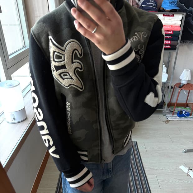 벤슨 본 스타디움 자켓