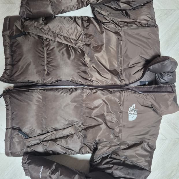 노스페이스 눕시 브라운