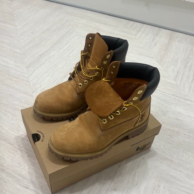 팀버랜드 6인치 260 실착1회