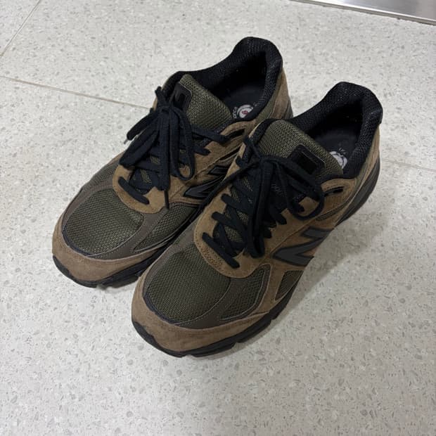 뉴발란스 990v4 밀리터리그린 295