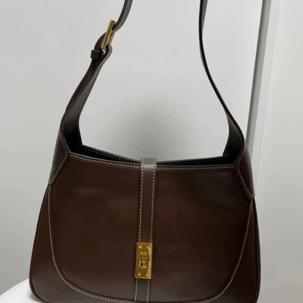 Cdsd 브라운 숄더백