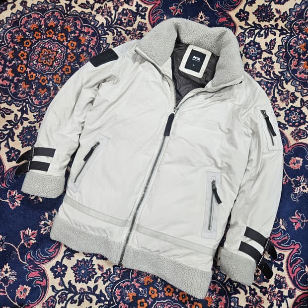 케이투(K2) 덕다운 무스탕 패딩 점퍼 95size