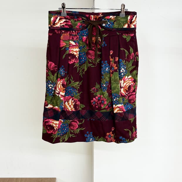 겐조 버건디 플로럴 웨이스트 스트랩 미디 스커트