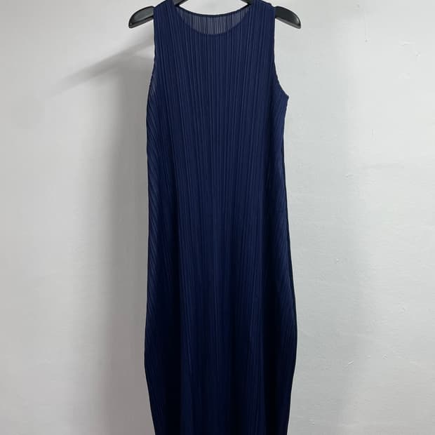 이세이미야케 플리츠플리즈 나시 원피스 (on.306)   