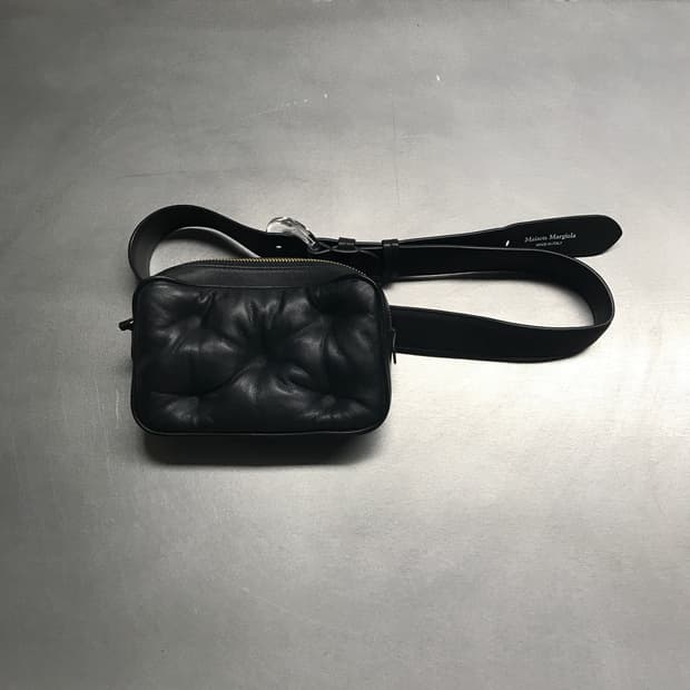 마르지엘라 글램슬램 벨트백 블랙