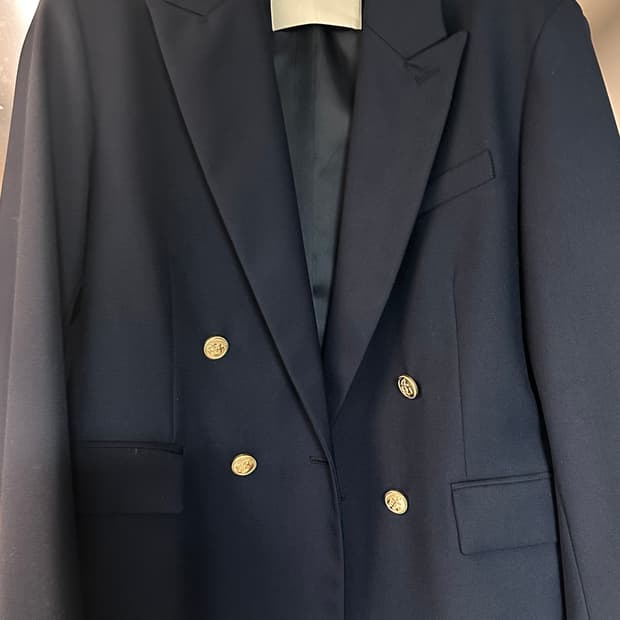 던스트 블루 네이비 더블 버튼 블레이저 00L