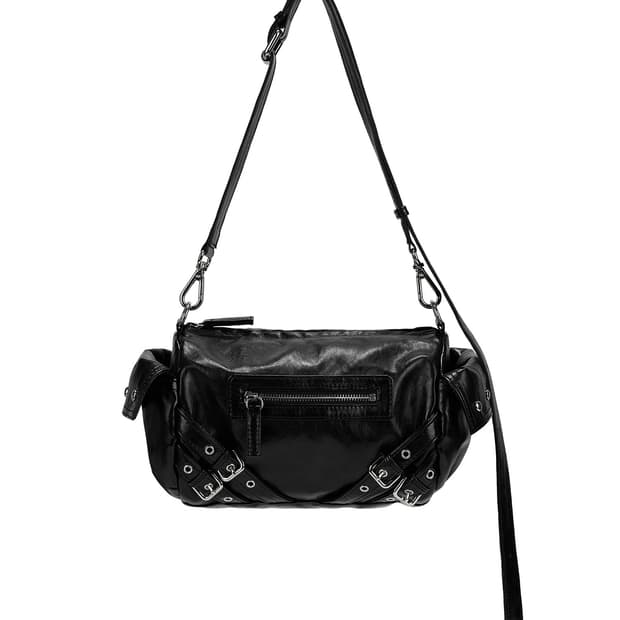 다이닛 STUD POCKET BAG BLACK