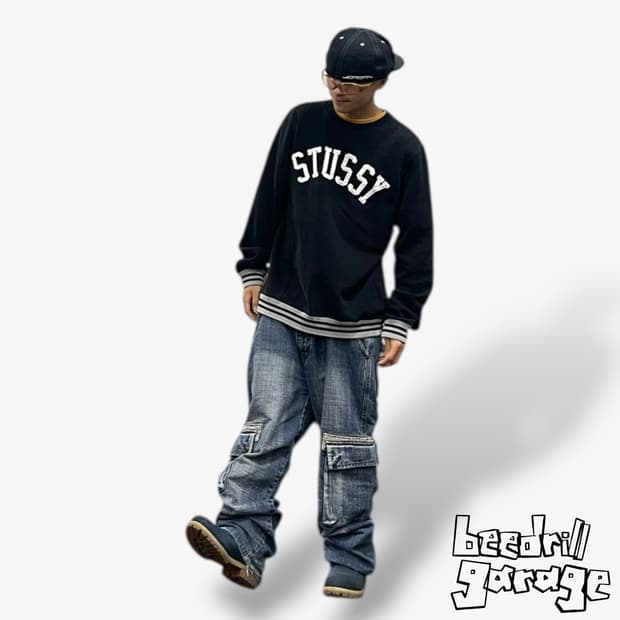 스투시 아치 로고 시보리 배색 스웻셔츠 맨투맨