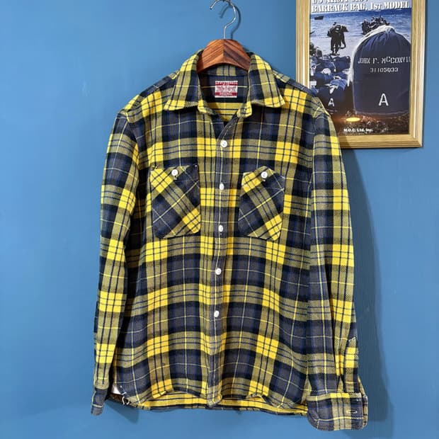 Vtg Levi’s Flannel Work shirt.