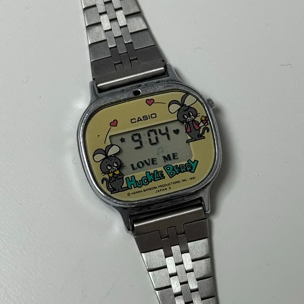 81s' 카시오 허클베리 빈티지 손목시계