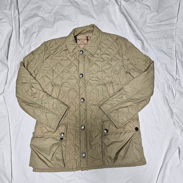 버버리 다이아몬드 퀼팅 자켓 M