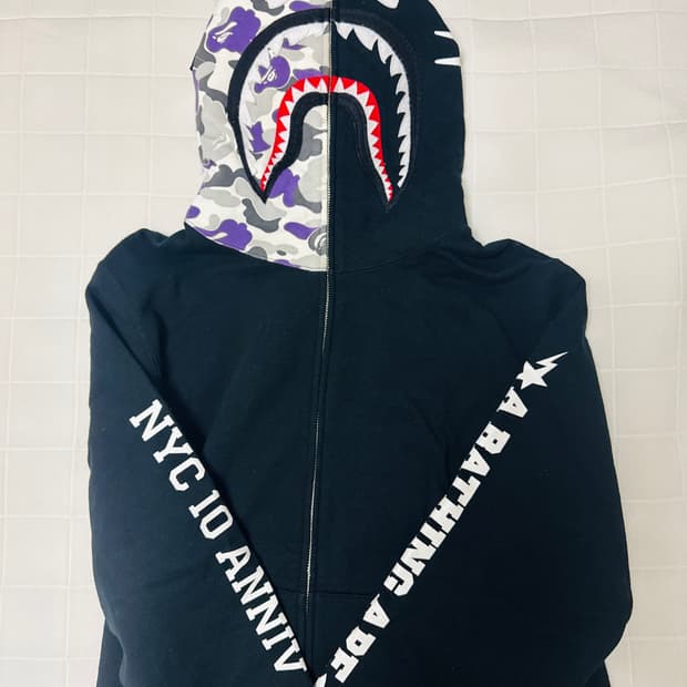 베이프 샤크후드 10주년 NYC (XL)