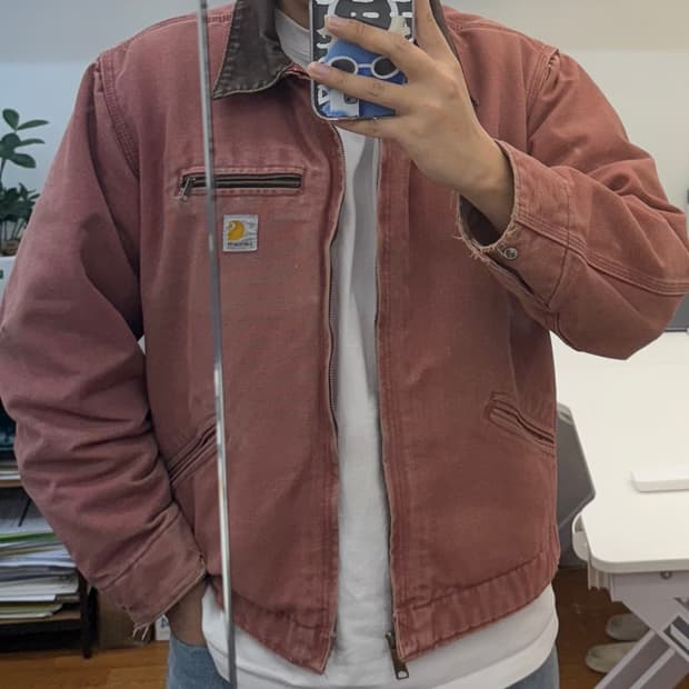 wj097 vrs XL carhartt