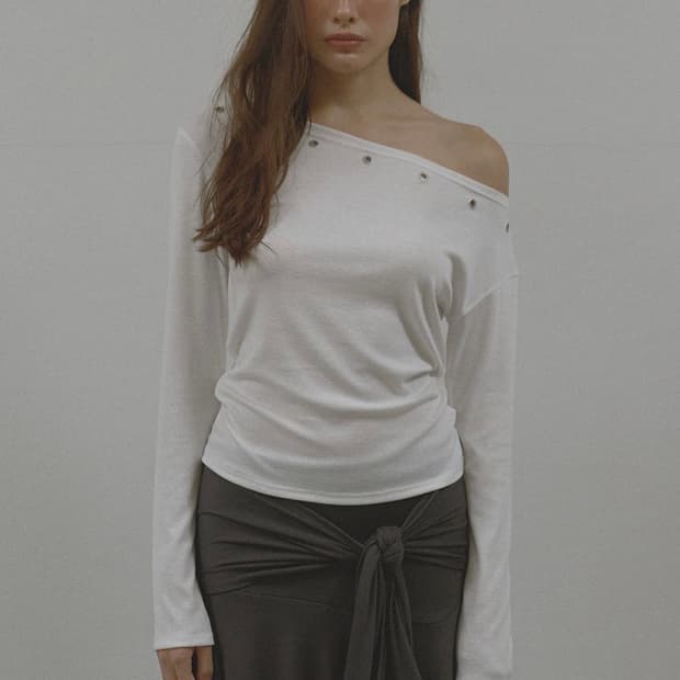 ASURA 아수라 아일렛 원숄더 롱슬리브