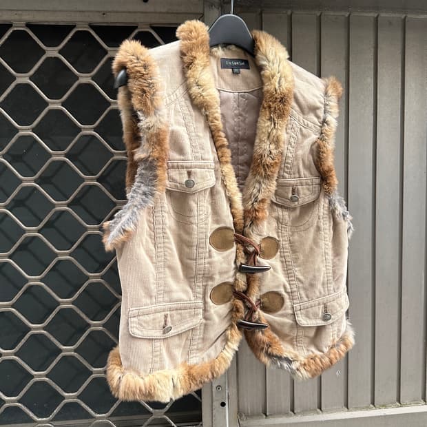 Rabbit fur toggle button crop vest