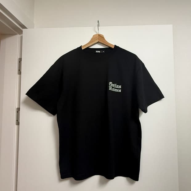 silas tee M