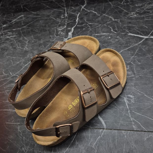 BIRKENSTOCK / 밀라노 브라운 샌들 260
