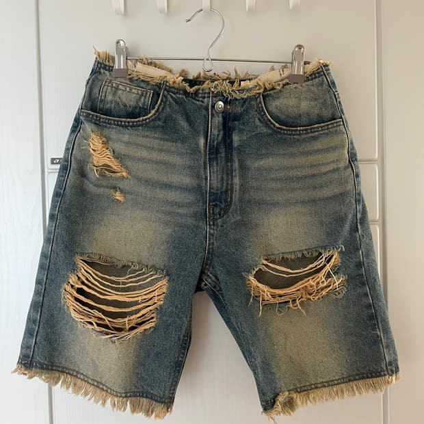 OPEN YY DYED DISTRESSED DENIM SHORTS