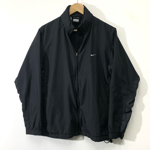 나이키 블랙 자수스우시 바람막이