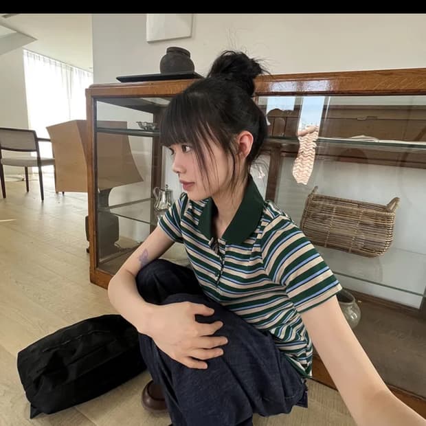 에이블리 카라 반팔티