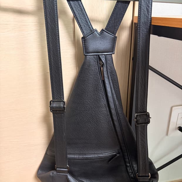 요지야마모토 디스코드 y백팩 팝니다