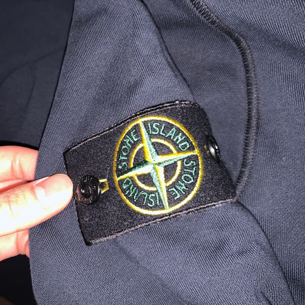 스톤아일랜드 25 맨투맨 상태 SSS