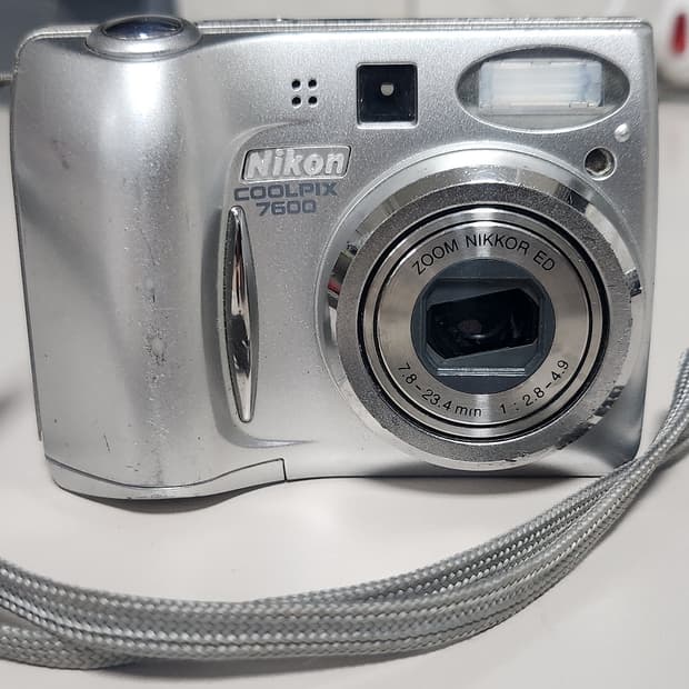 NIKON 쿨픽스 7600 빈티지 디지털카메라