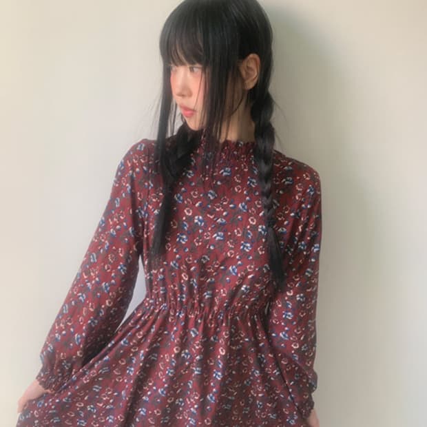 Oriental highneck floral dress