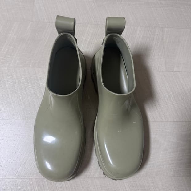 보테가베네타 러버 부츠 카키 42