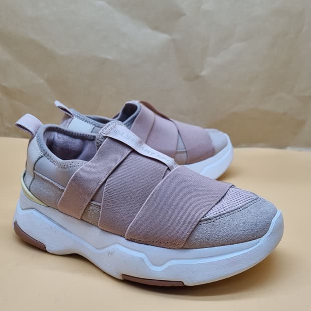 질스튜어트 여성슬립온240.